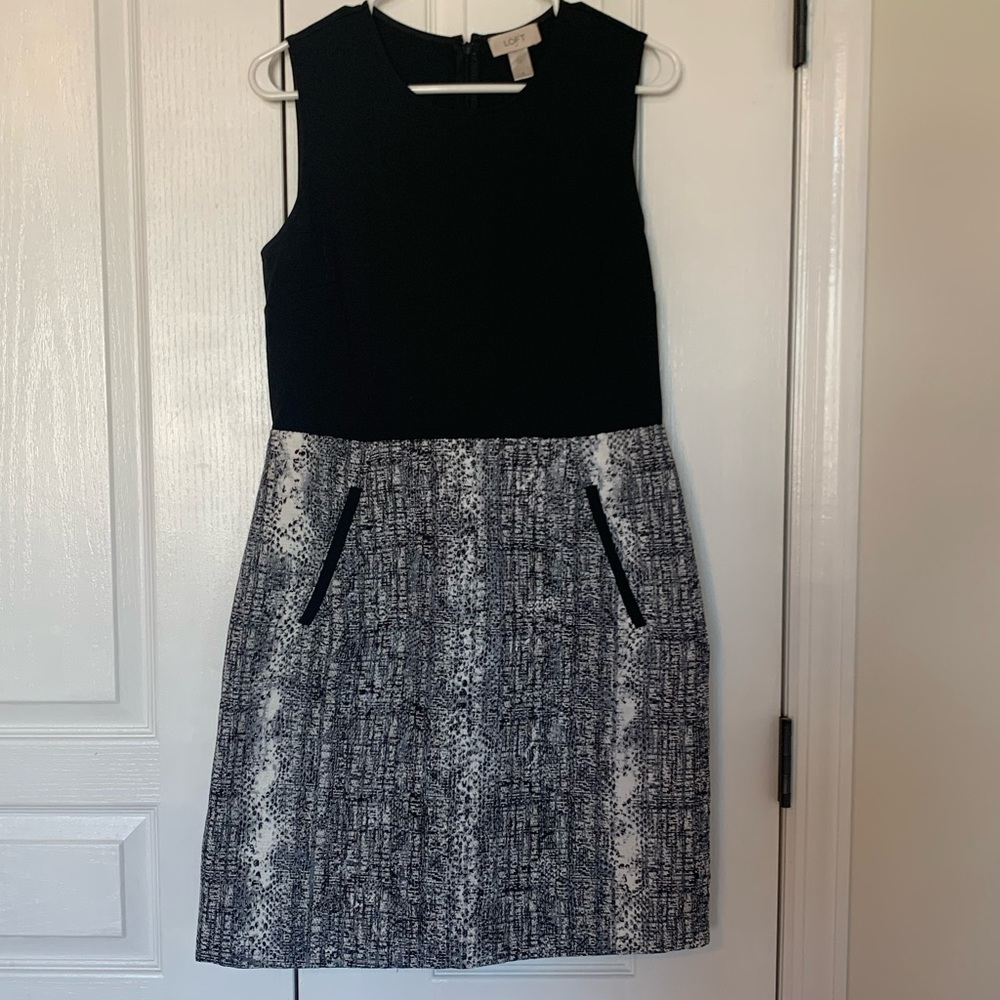 Beautiful dress with pockets!